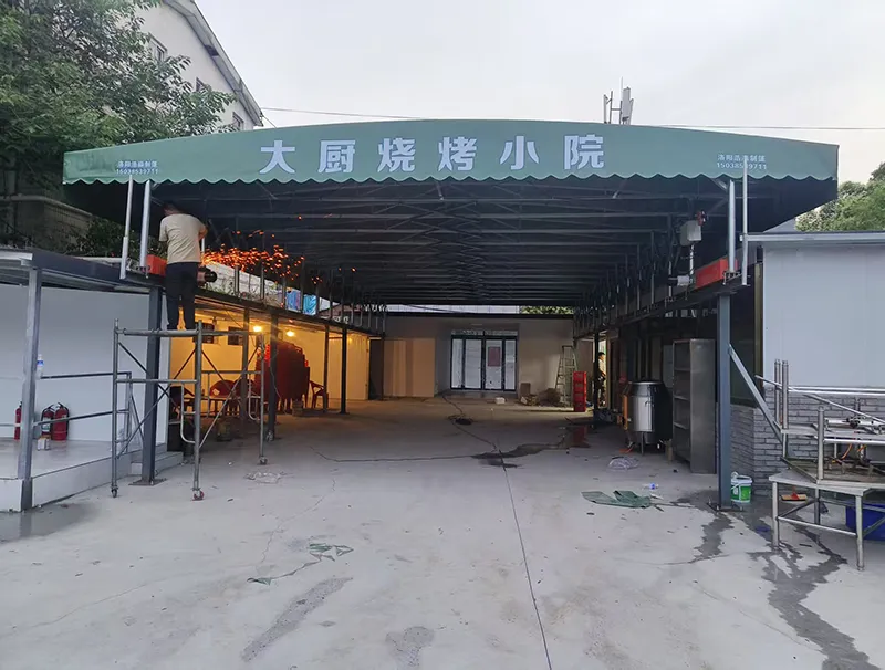 洛阳烧烤大排档电动推拉篷安装现场